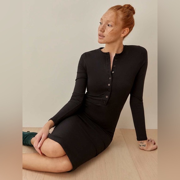 REFORMATION STEIN KNIT DRESS - Picture 1 of 8